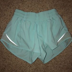 COPY - Lululemon hotty hot short 2.5”